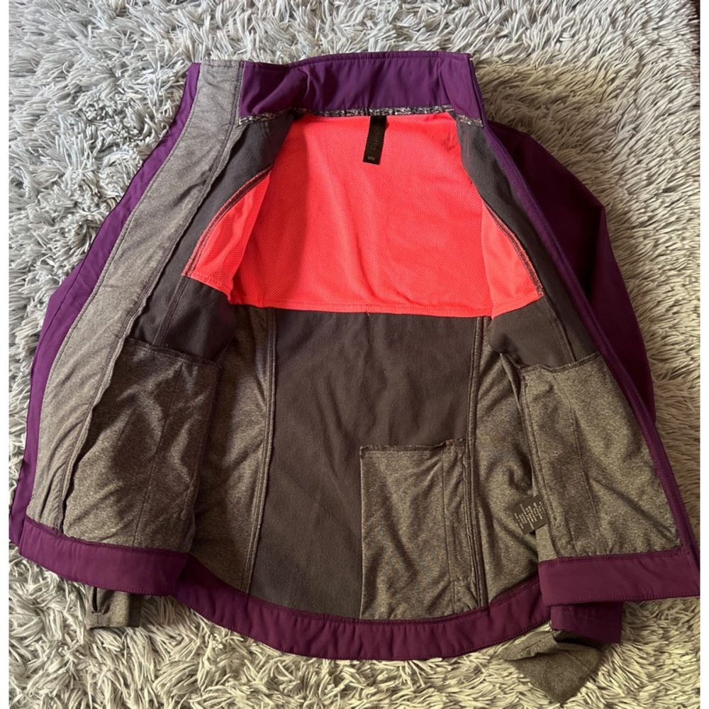 Mondetta Athletic Jacket - image 4